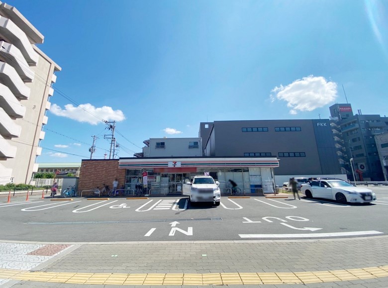 セブンイレブン 大阪旭2丁目店画像