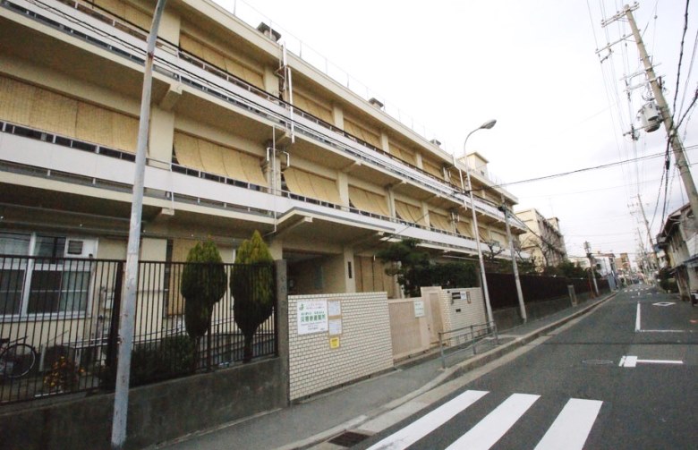 大阪市立白鷲中学校画像