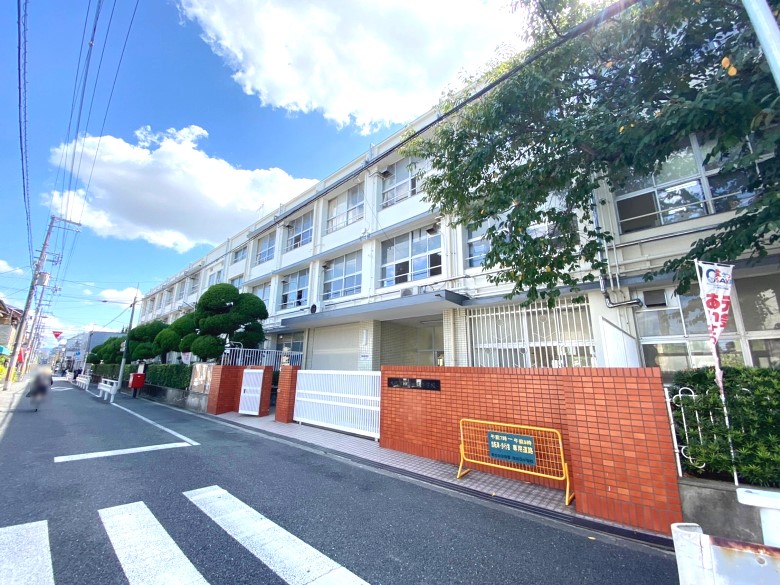 南田辺小学校画像