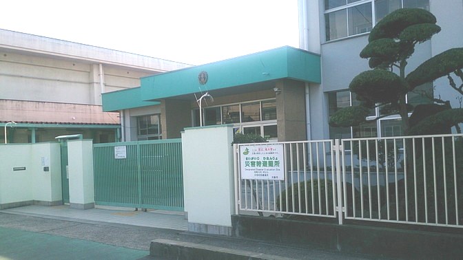 喜連小学校画像