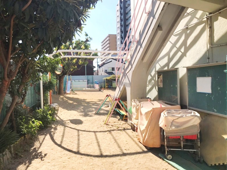 大阪市立万領保育所画像