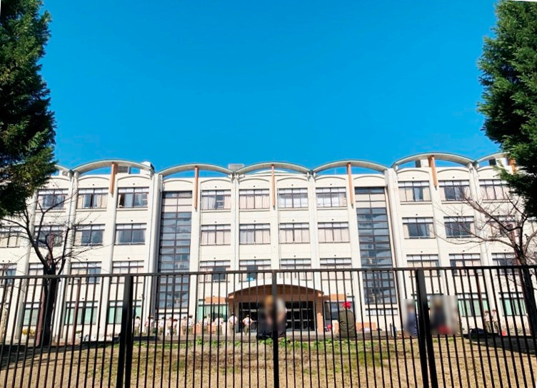 義務教育学校生野未来学園画像