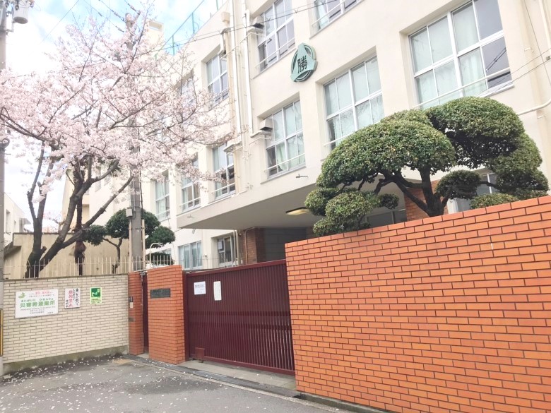 勝山小学校画像