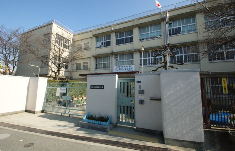 大阪市立南百済小学校画像