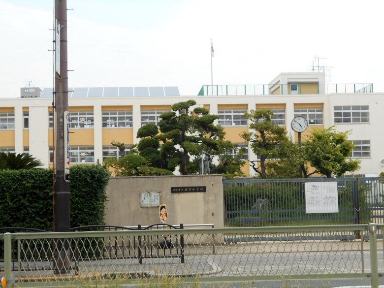 北巽小学校画像