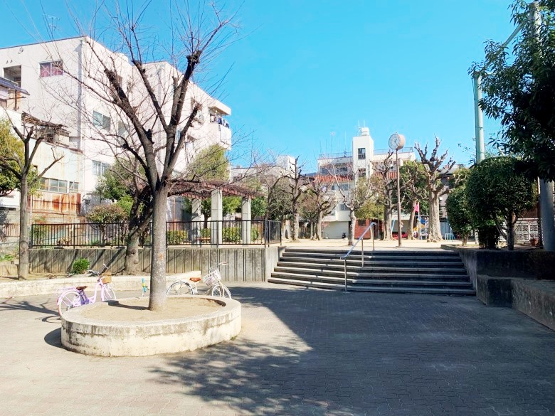 生野西4公園画像