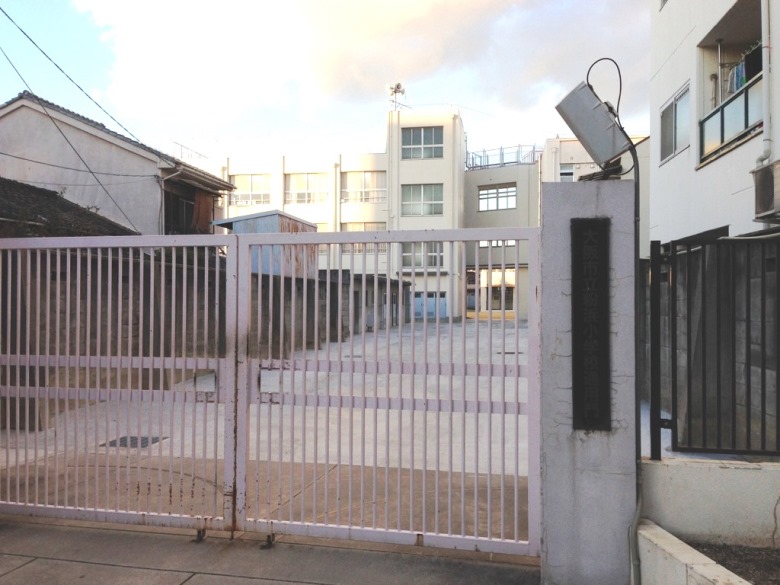 粉浜小学校画像