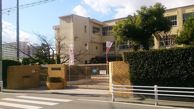 長吉中学校画像