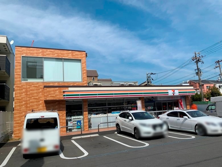 セブンイレブン大阪山之内1丁目店画像