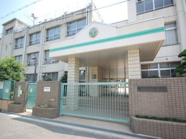 天下茶屋小学校画像