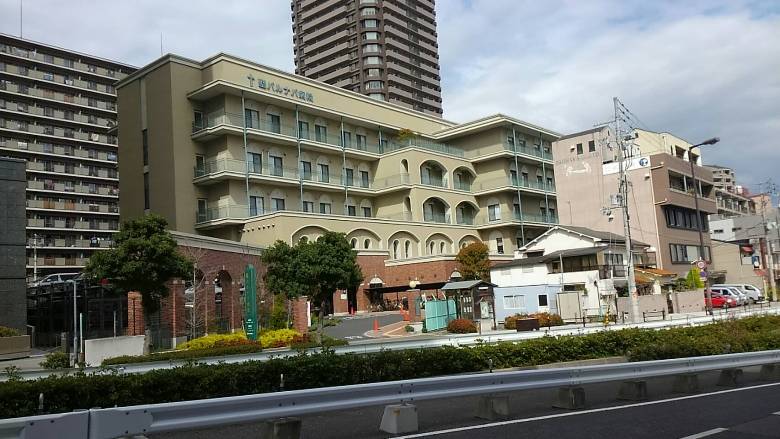 聖バルナバ病院画像