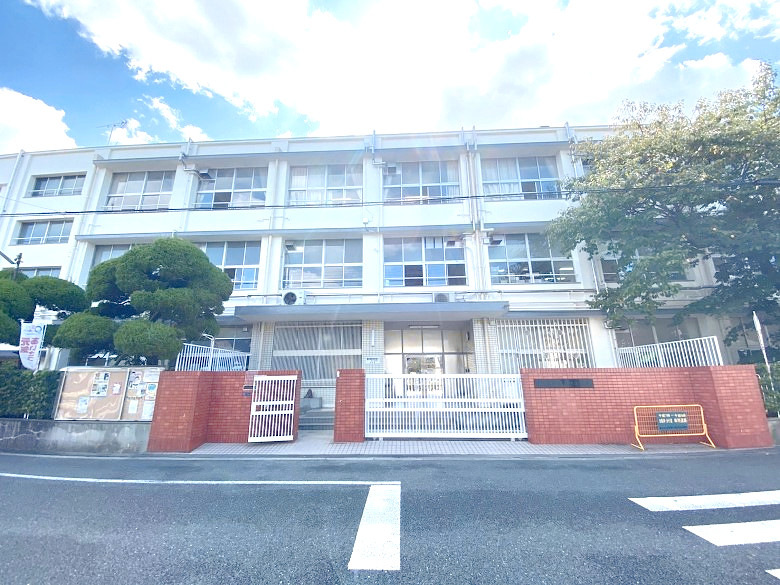 南田辺小学校画像