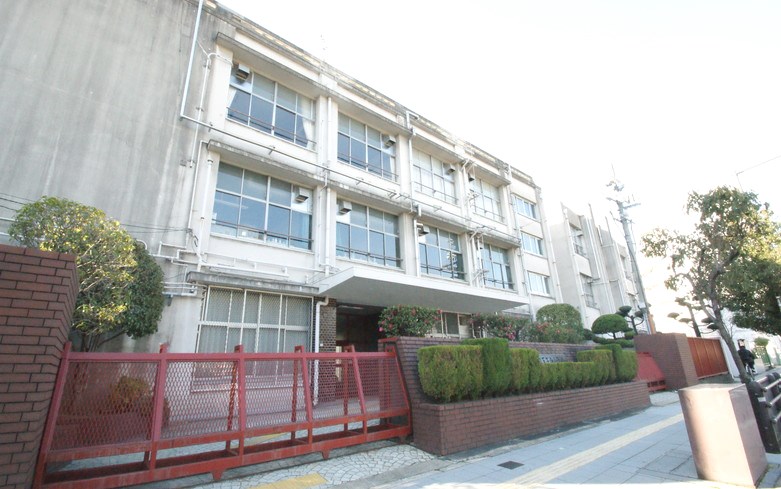 天王寺小学校画像