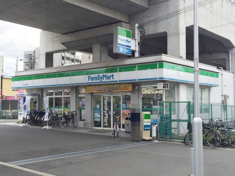 ファミリーマート南田辺駅前店画像