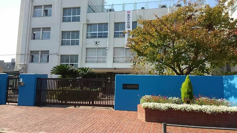 加美南中学校画像