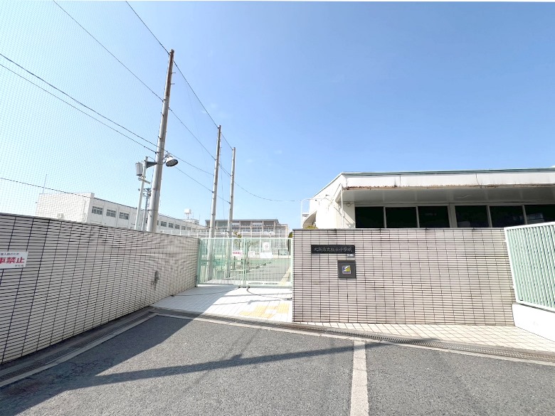 大阪市立住吉中学校画像