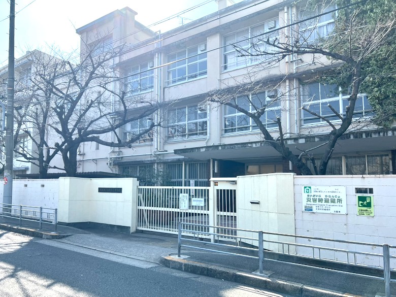 大阪市立東我孫子中学校画像