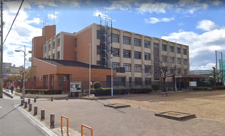 鶴見橋中学校画像