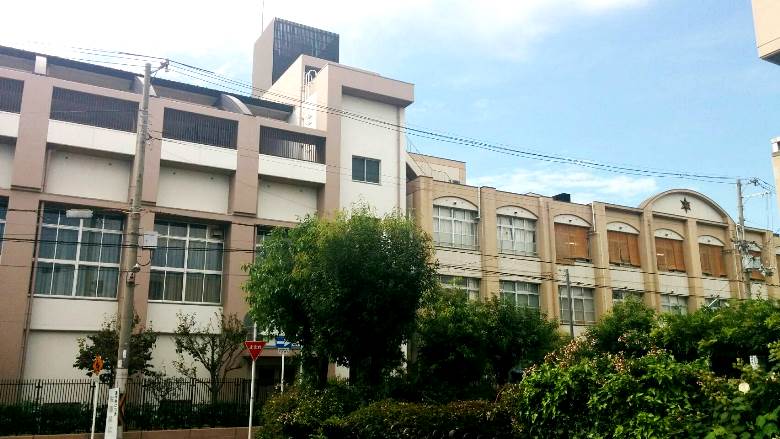 大阪市立成南中学校画像