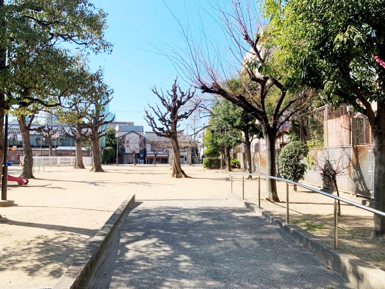 生野西4公園画像