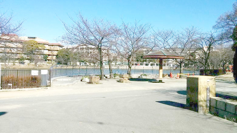 万代池公園画像