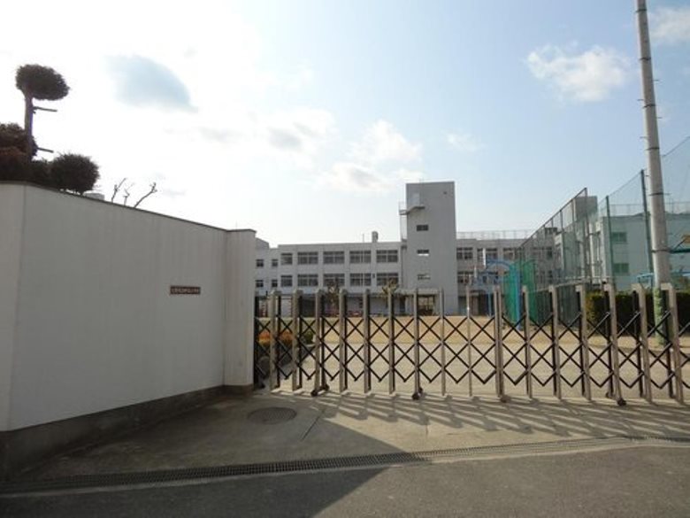 田辺小学校画像