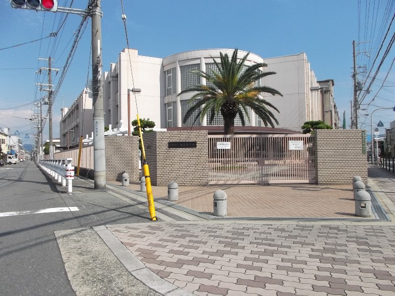 田島中学校画像