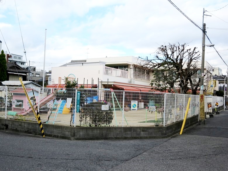 平野西保育園画像