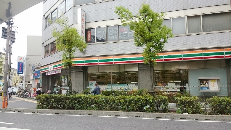 セブンイレブン大阪浜口東3丁目店画像