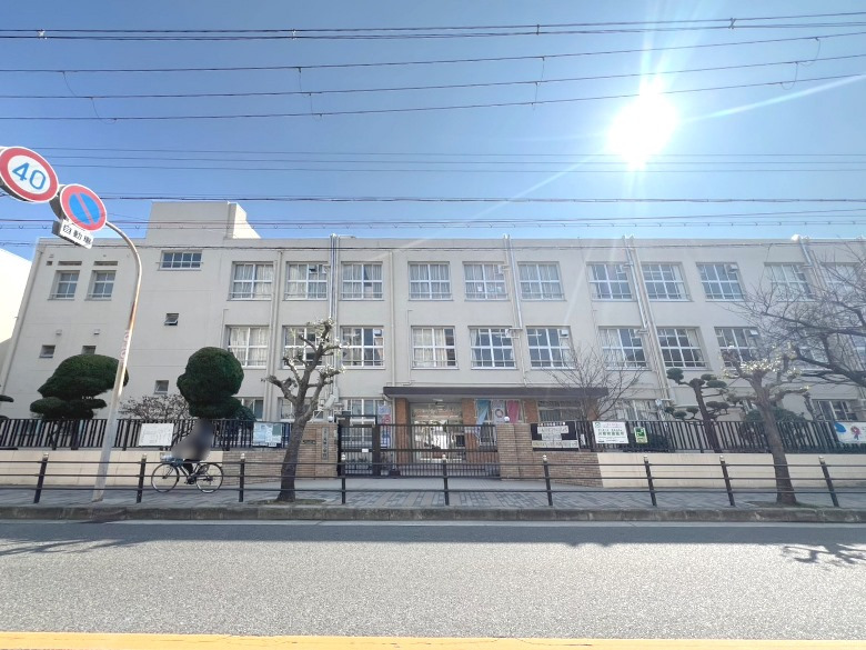 苅田小学校画像