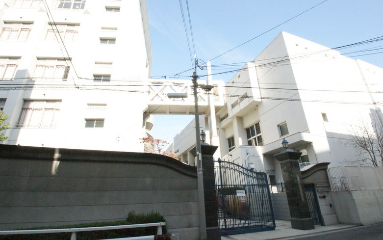 天王寺中学校画像