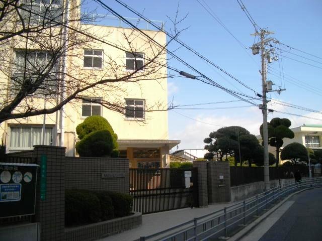 大阪市立長池小学校画像
