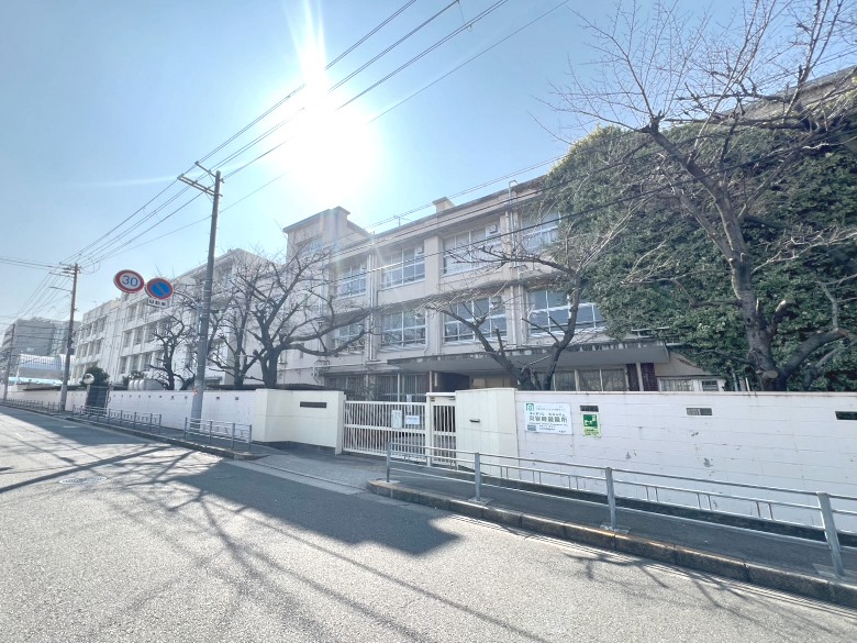 東我孫子中学校画像