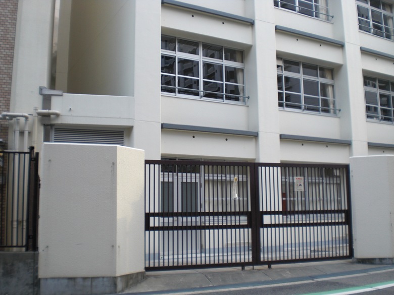 常盤小学校画像