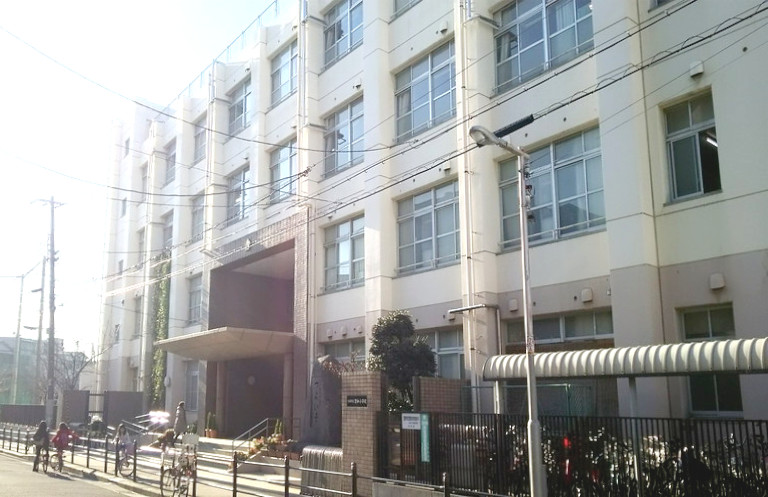 大阪市立育和小学校画像