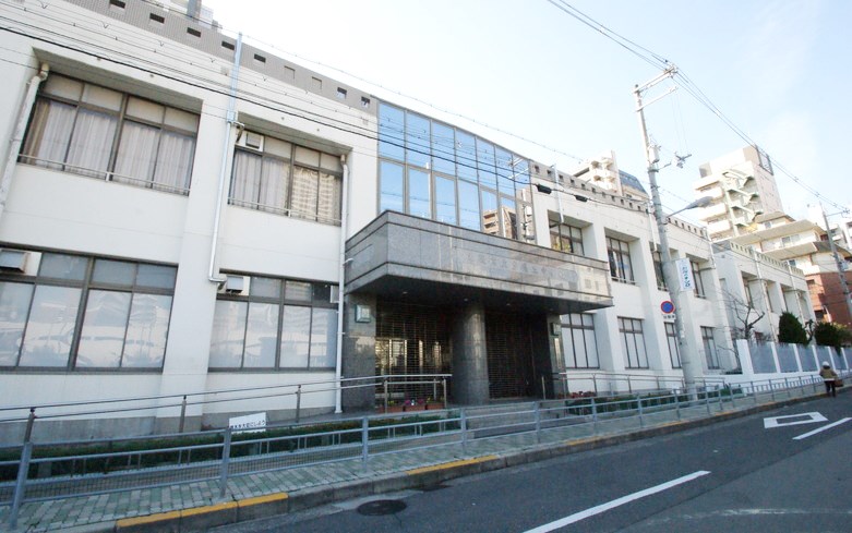 夕陽丘中学校画像