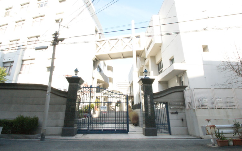 天王寺中学校画像