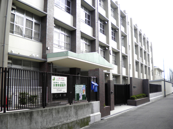阿倍野中学校画像