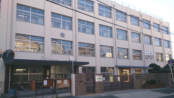 川辺小学校画像