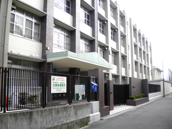 阿倍野中学校画像