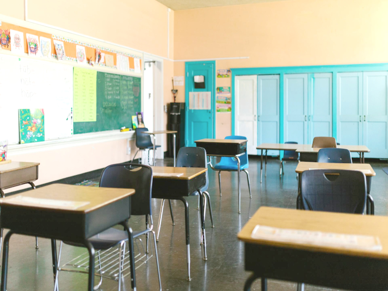 明治小学校画像